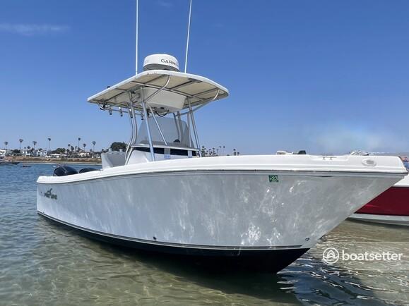23' Center Console - Great for Whale Watching, Fishing, or Bay Cruise!