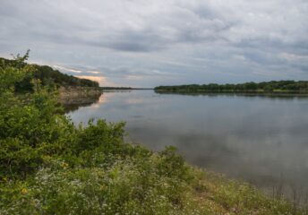 lakes near dallas for boating