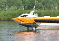 what are hydrofoil boats