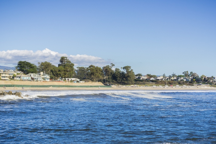 Twin Lakes State Beach