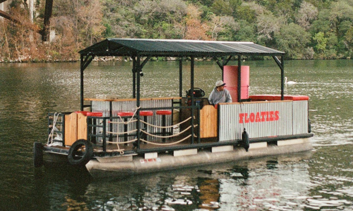 Floatin' Pontoon