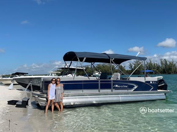 Captained  Luxury Pontoon for up to 6 Passengers