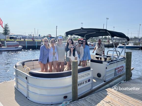 Fun in the sun on 12-passenger pontoon boat