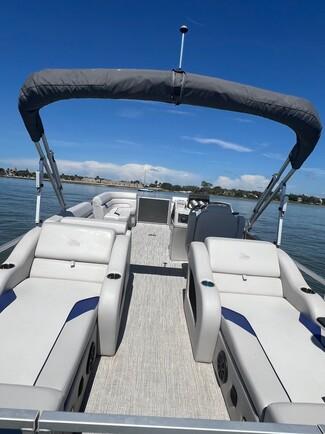 Relax & Enjoy on Our Luxurious Pontoon Boat! St. Augustine/Ponte Vedra